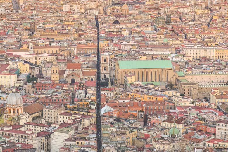 Spaccanapoli, una delle arterie principali di Napoli