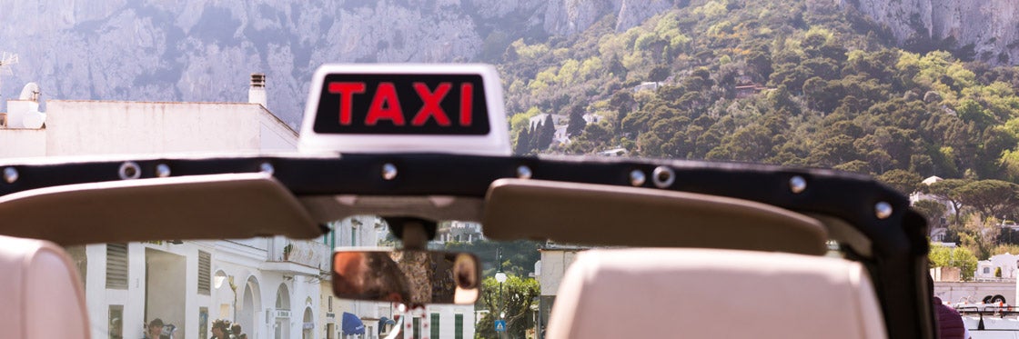 Táxis em Nápoles