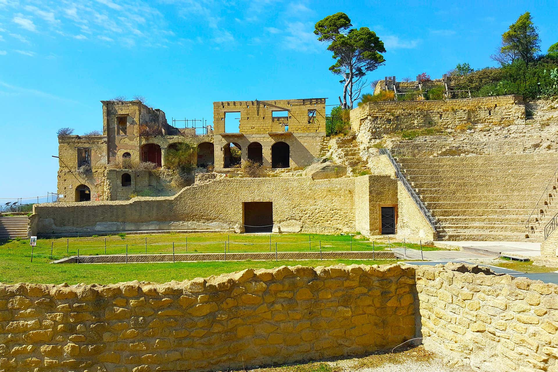 Posillipo Archaeological Park Tour, Naples
