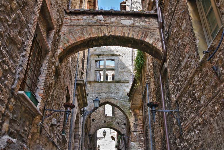 Discover the Italian town of Narni