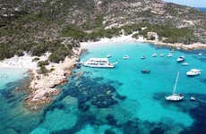 Excursión en catamarán a La Maddalena, Spargi, Budelli y Santa María