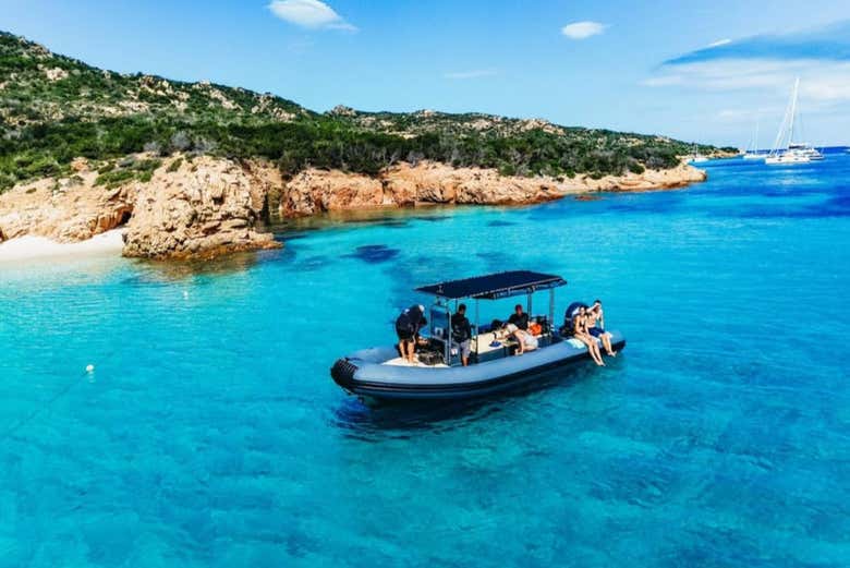 Saill in turquoise water