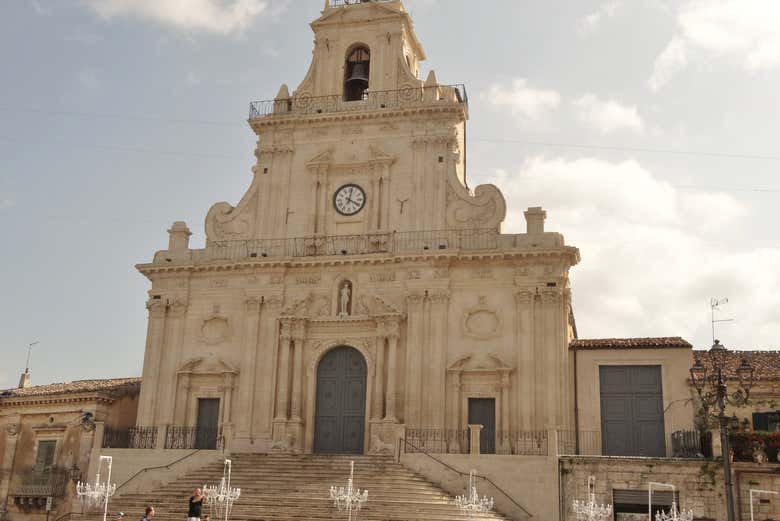 La facciata della Cattedrale di Palazzolo Acreide