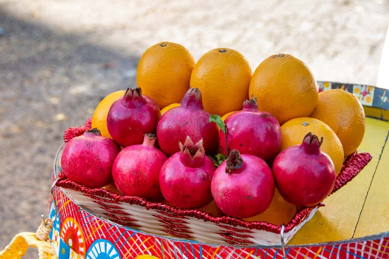 Naranjas y granadas en el mercado de Ballarò
