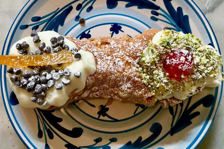Un tradicional cannolo siciliano