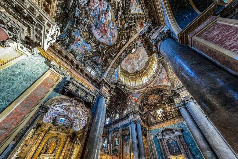 Admire the frescoes in San Giuseppe Church
