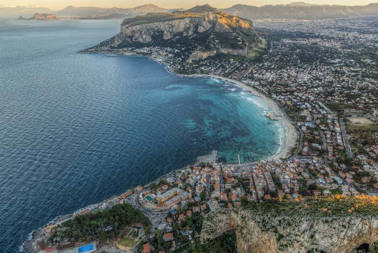 Litorale di Palermo visto dall'alto