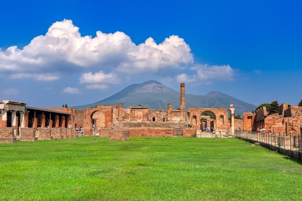 Excursão a Pompeia e ao Vesúvio