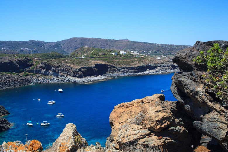 La magnifique côte de l'île de Pantelleria