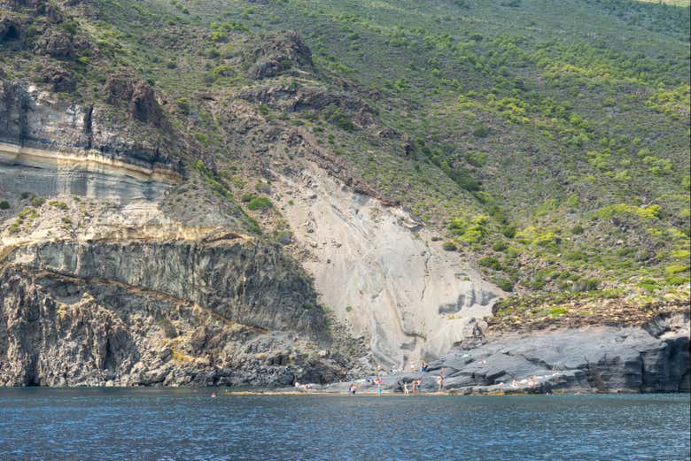 La impresionante naturaleza de la costa de Pantelaria