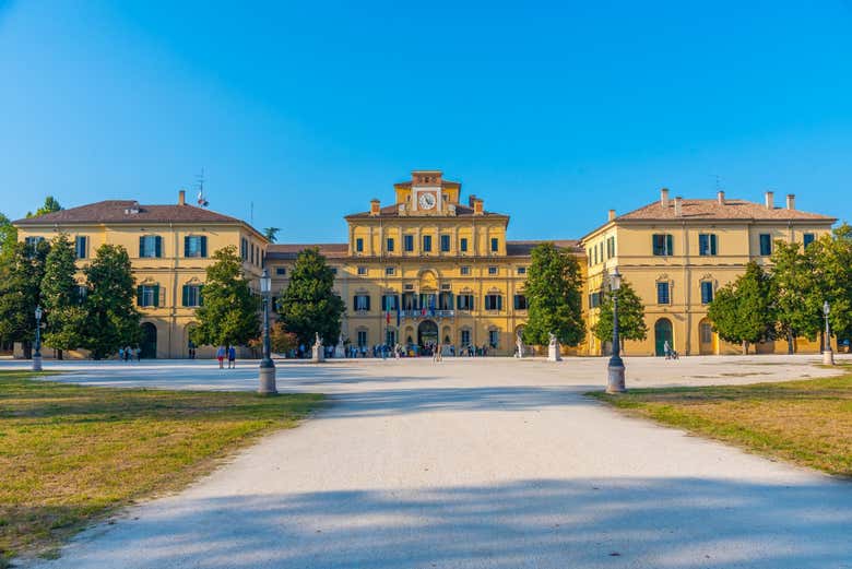 La facciata del Palazzo Ducale di Parma