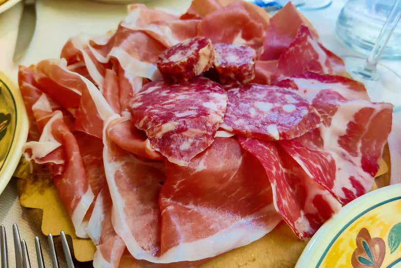 Diferentes embutidos 