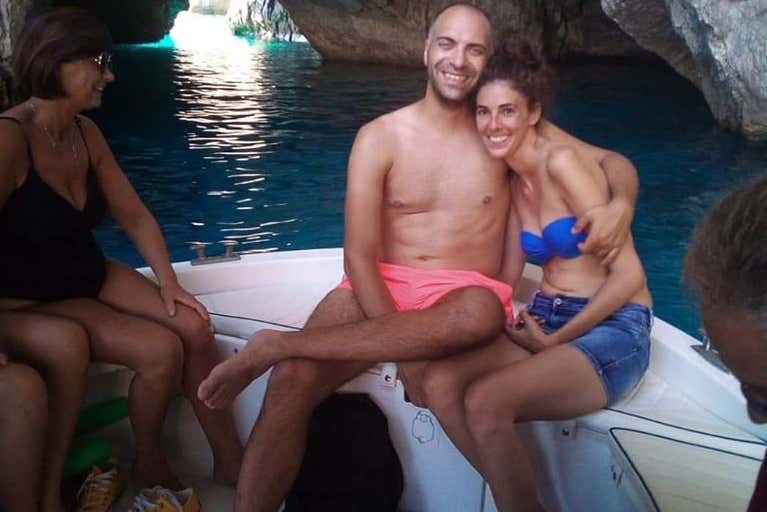 Acercándonos a las grutas de Capri