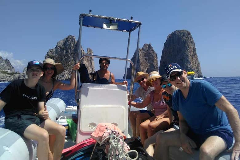 Disfrutando del paseo en barco