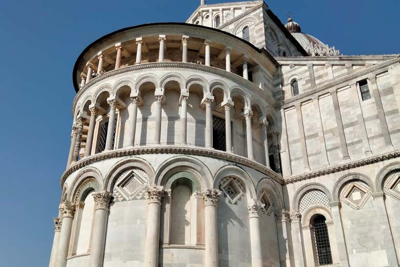 Exterior de la catedral de Pisa