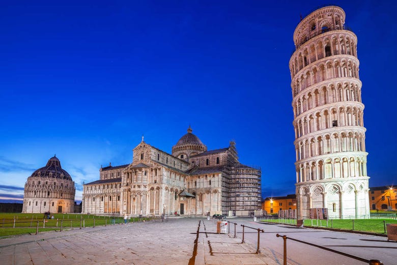 Pisa y su Torre Inclinada