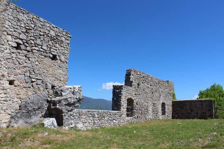Ruines de Roccagloriosa