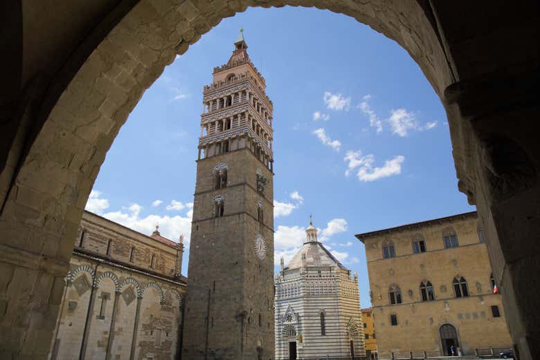 Discover Pistoia's historic city center