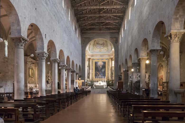 Interior de la catedral