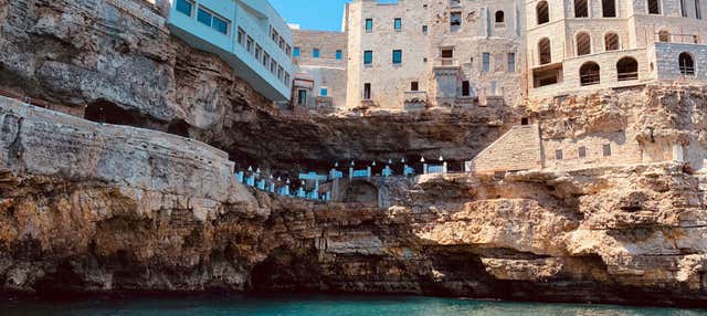 Passeio de barco por Polignano a Mare