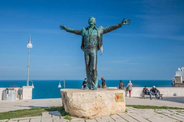 Tour privado por Polignano a Mare con guía en español