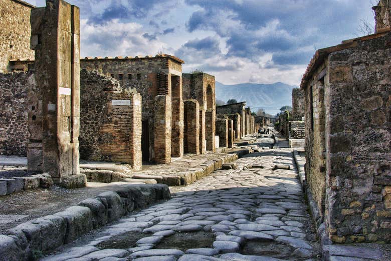 Strolling down a street in Pompeii