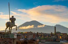 Private Helicopter Tour of Pompeii & Vesuvius
