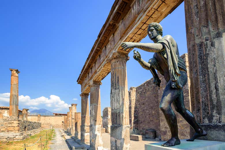 Templo de Apolo nas ruínas de Pompeia