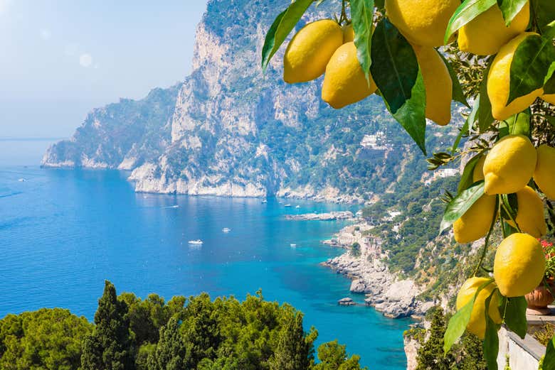 Vistas de la preciosa isla de Capri