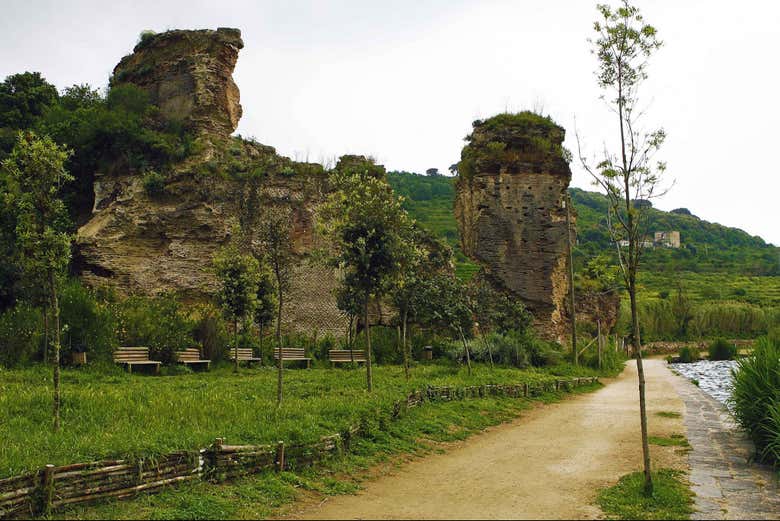 Alguns vestígios romanos perto do lago