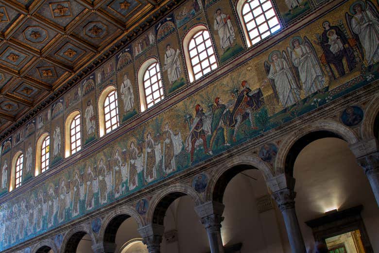 Mosaicos da basílica de San Apollinare Nuovo