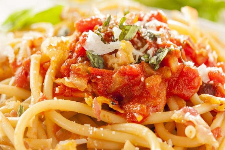 Pâtes à la sauce amatriciana