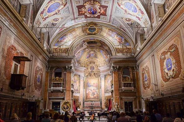 Concert d'opéra dans l'église de Caravita