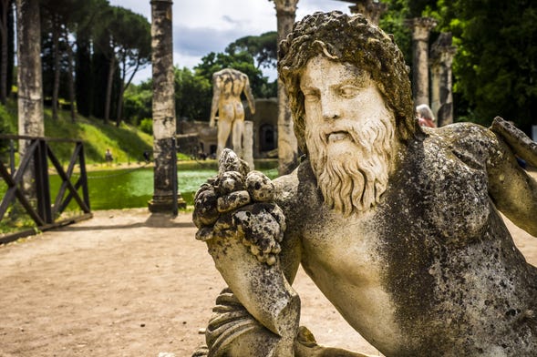 Hadrian's Villa and Villa d'Este Day Trip