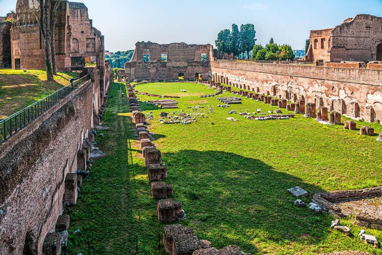 Amplia vista del monte Palatino