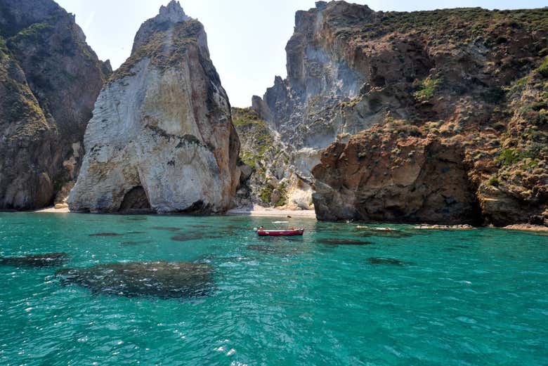 Calas en la isla de Ponza
