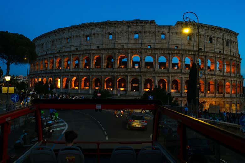 Il Colosseo illuminato