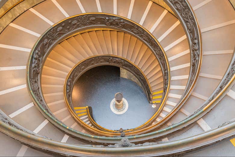 La escalera de doble hélice de los Museos Vaticanos