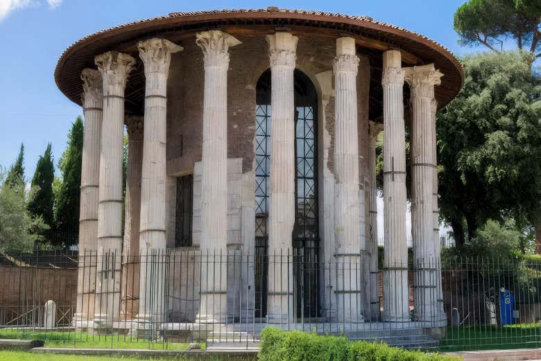 Comenzaremos la ruta desde el Templo de Hércules Víctor