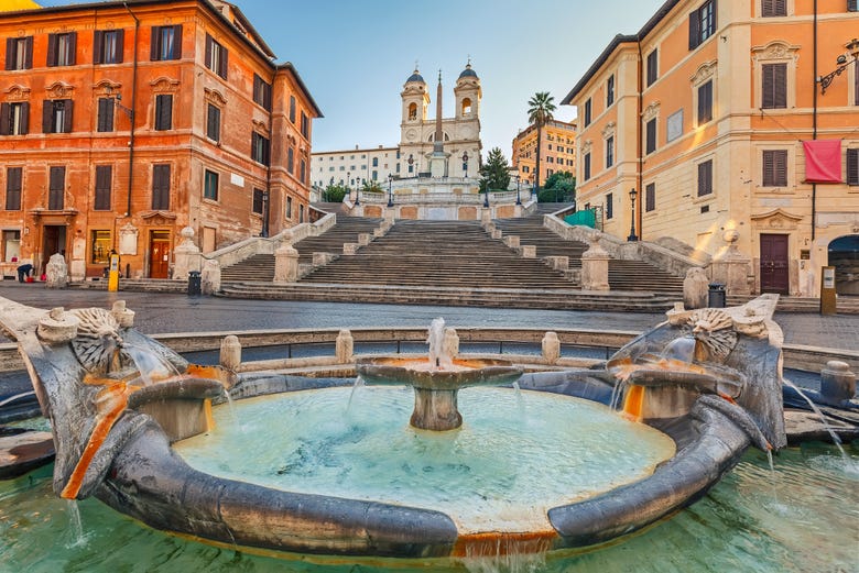 Piazza di Spagna and the iconic Spanish Steps