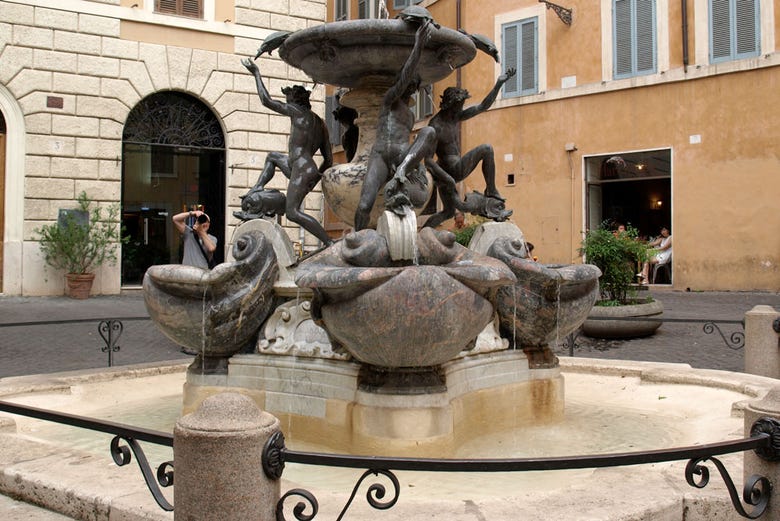Fonte das Tartarugas na Piazza Mattei