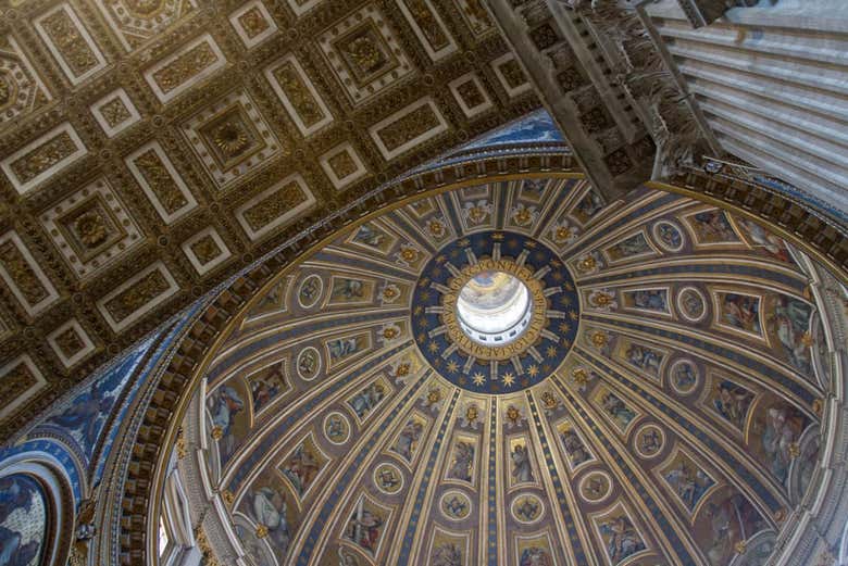 Explore St Peter's Basilica