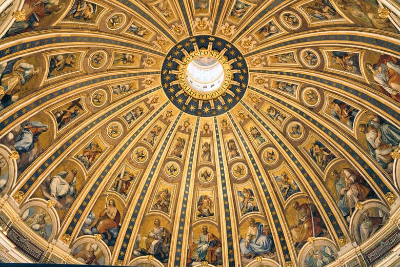 Cúpula de San Pedro vista desde el interior