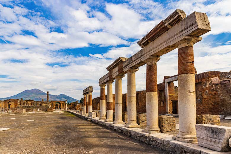 El Vesubio visto desde Pompeya