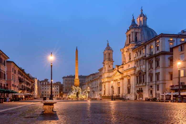 Percorrendo Piazza Navona