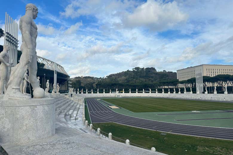 Pista di atletica nello stadio