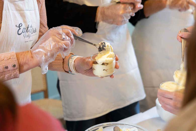 Fazendo um tiramisu delicioso