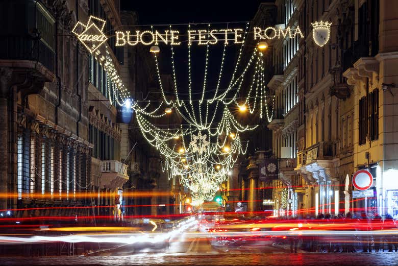Iluminación navideña en la Via del Corso