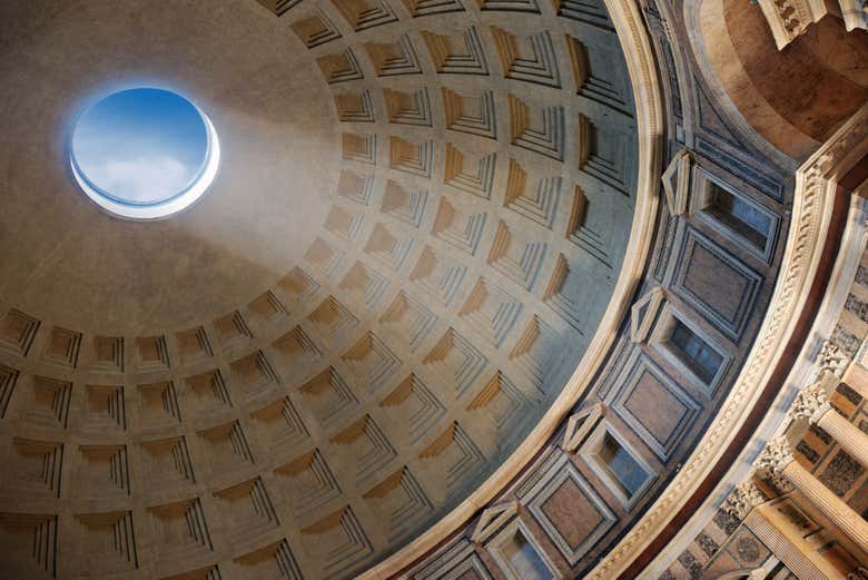 El famoso oculus, una ventana circular