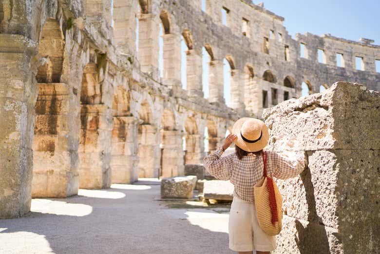 Recorriendo el interior del Coliseo